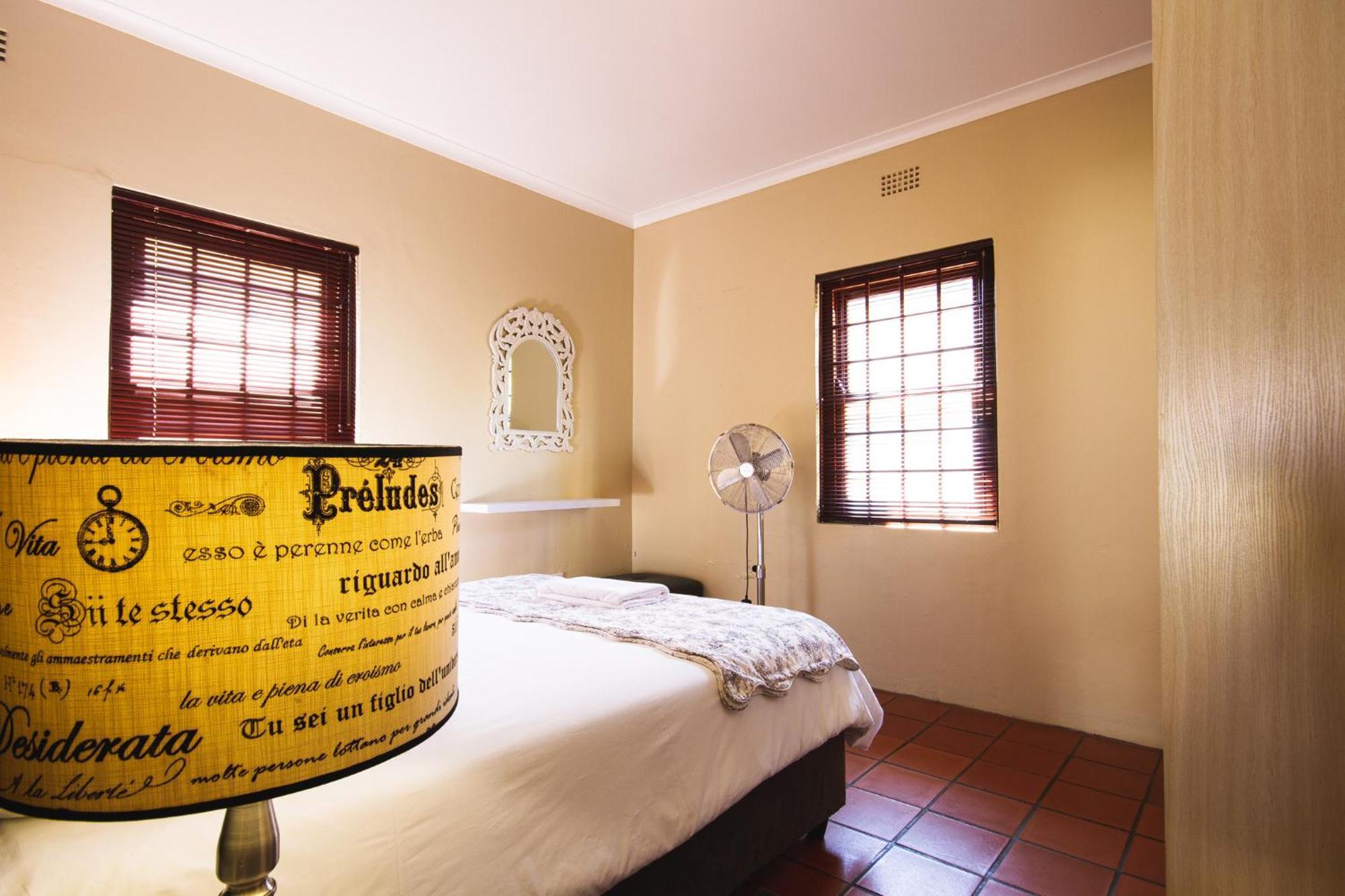Villa Swellendam Self Catering Zimmer foto